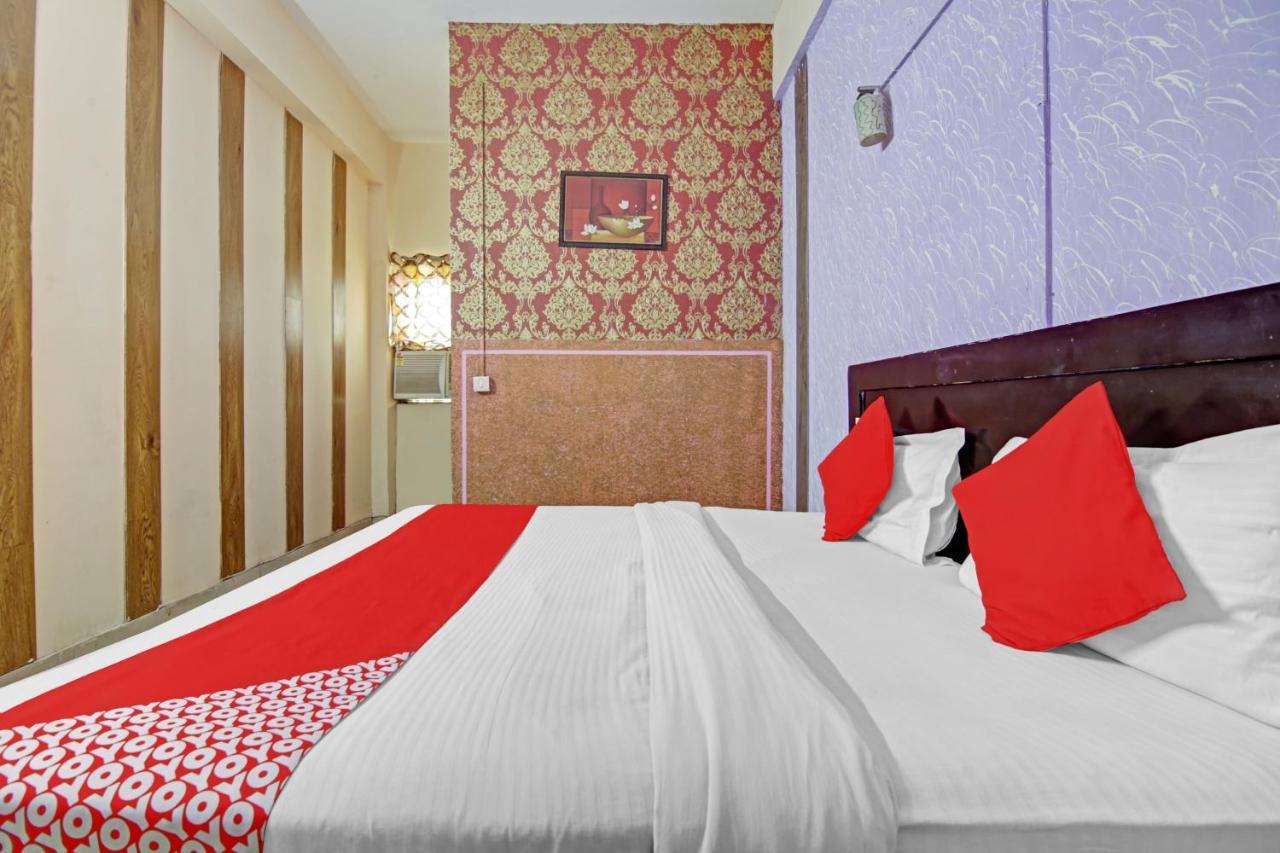 Hotel O Glorious Stayz نويدا المظهر الخارجي الصورة